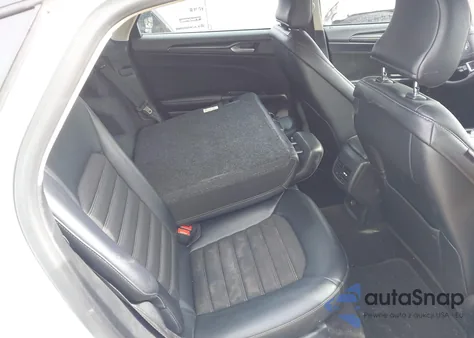 2018 Ford Fusion Hybrid Se z USA, uszkodzony, nr VIN 3FA6P0LU2JR131569